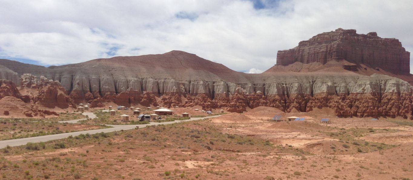 are dogs allowed in goblin valley